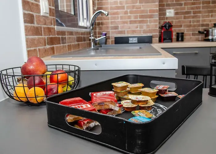 Mos Luxury - The Loft アパート *