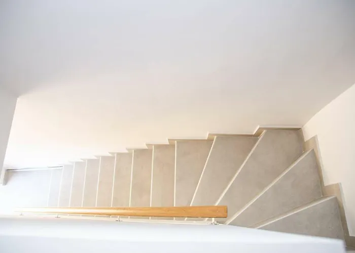 Mos Luxury - The Loft アパート